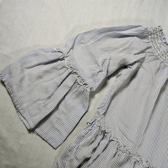 American Eagle Outtfitters Women's Medium Striped Top with Bell Sleeves - Picture 9 of 10